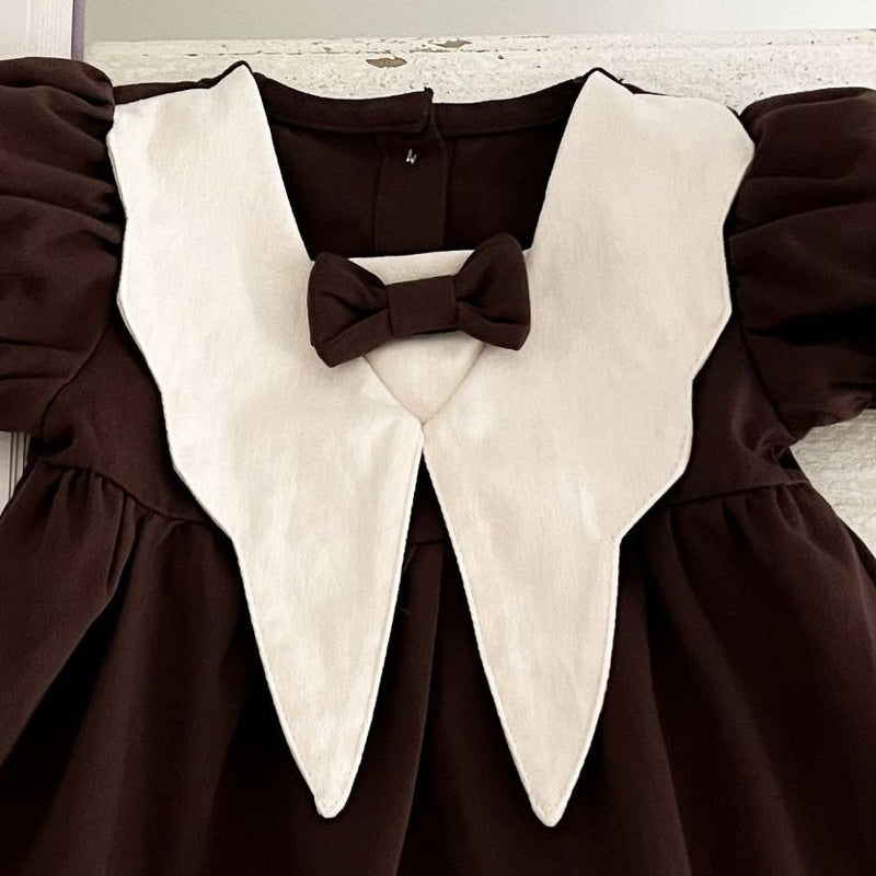 Baby girl dress with short sleeves and retro college style neckline