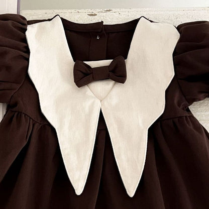 Baby girl dress with short sleeves and retro college style neckline