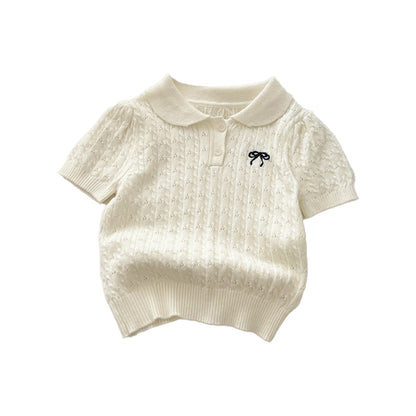 Cool and versatile college-style sweater with icy, fashionable knit design – trendy short-sleeved shirt for kids