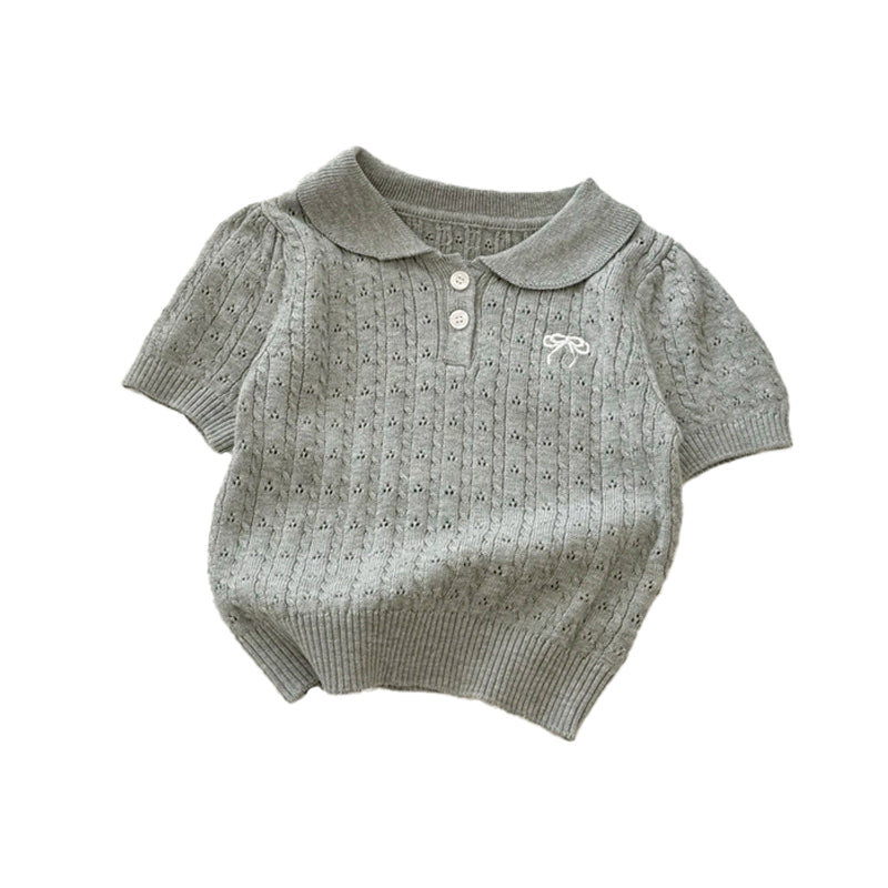 Cool and versatile college-style sweater with icy, fashionable knit design – trendy short-sleeved shirt for kids