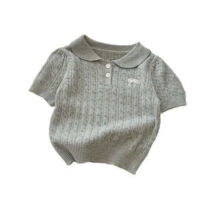 Cool and versatile college-style sweater with icy, fashionable knit design – trendy short-sleeved shirt for kids