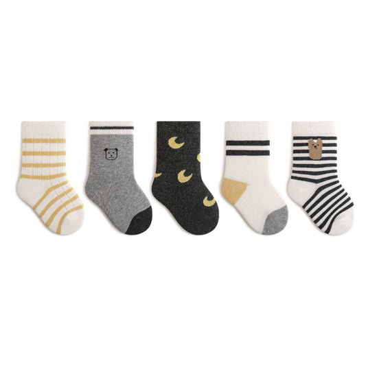 New autumn arrivals of baby socks, cartoon striped, infant leg socks, loose-fitting, non-constricting, children's spring and autumn mid-calf socks.
