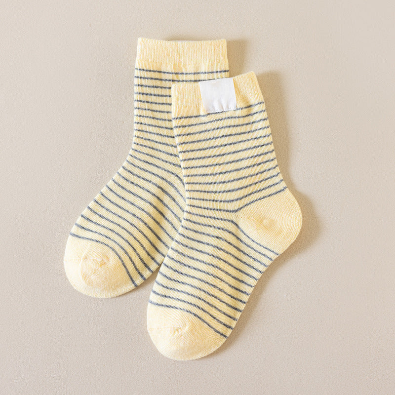 Children's socks, autumn and winter style, A-grade cotton, boys' and girls' solid color striped versatile preppy style puppy label mid-calf socks