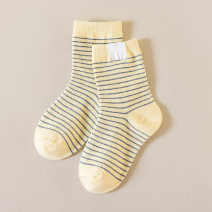 Children's socks, autumn and winter style, A-grade cotton, boys' and girls' solid color striped versatile preppy style puppy label mid-calf socks