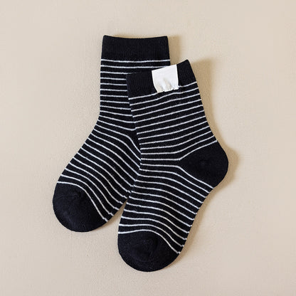 Children's socks, autumn and winter style, A-grade cotton, boys' and girls' solid color striped versatile preppy style puppy label mid-calf socks