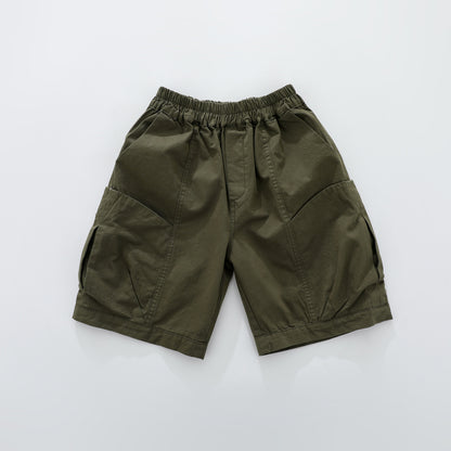 2026 new summer style boys fashionable five-point pants with big pockets, cargo shorts for middle and big boys