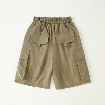 2026 new summer children's trendy cargo five-quarter pants with zipper pockets, lightweight breathable quick-drying shorts for older boys