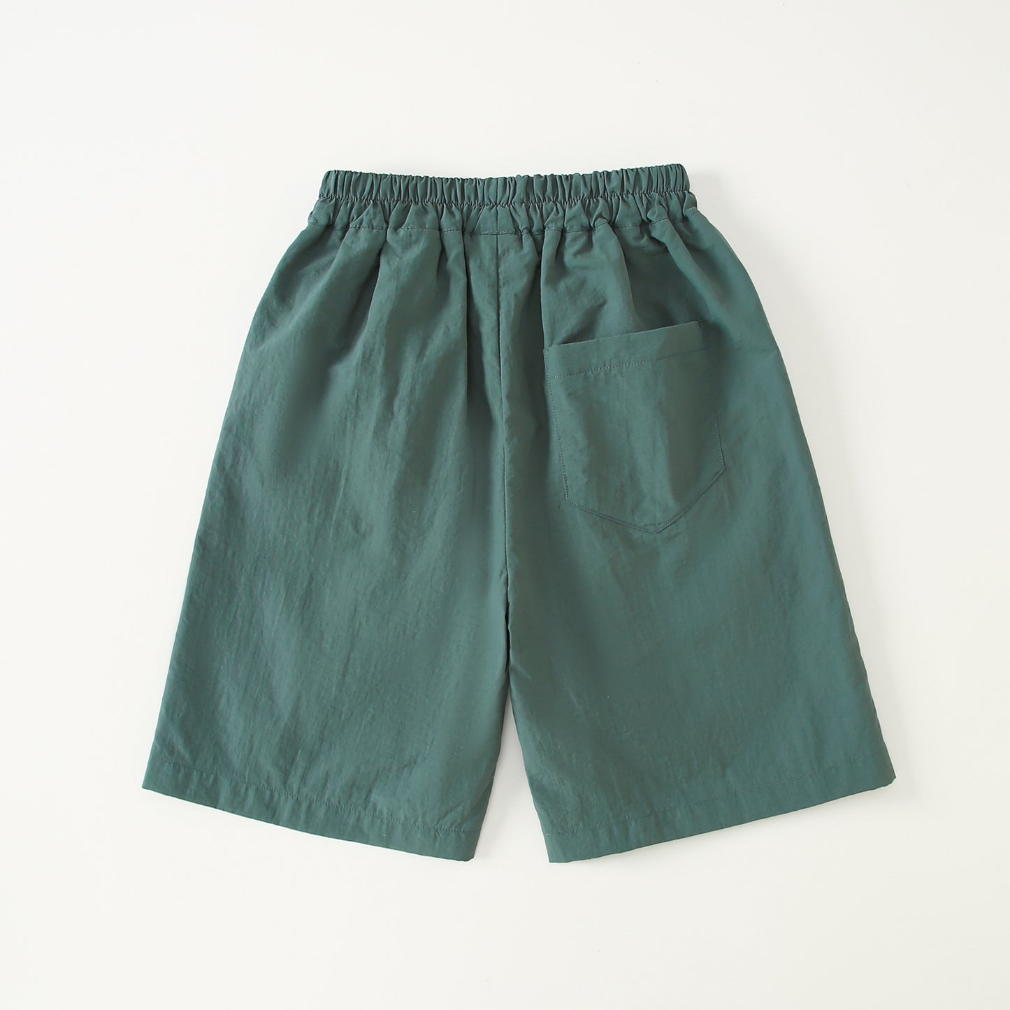 Summer new children's casual Japanese-style loose shorts for boys, shark embroidery quick-drying five-point pants for middle and big kids